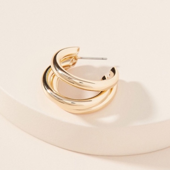 Lauryn Gold Triple Hoop Earrings! - Picture 3 of 5